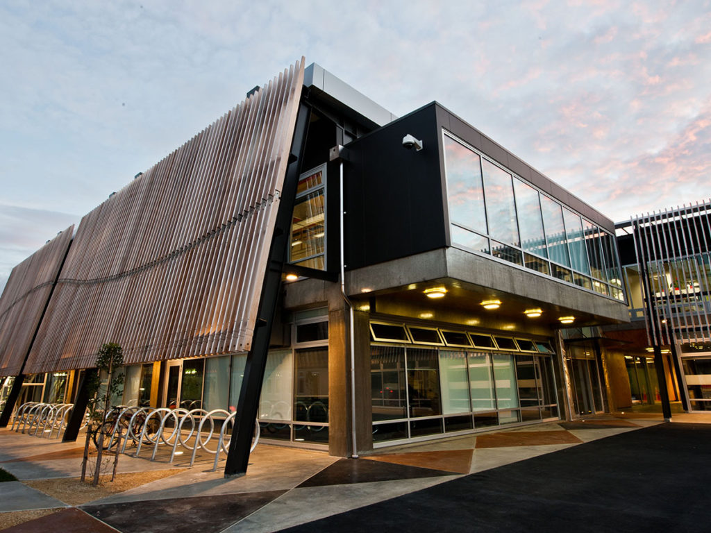 институты Новой Зеландии